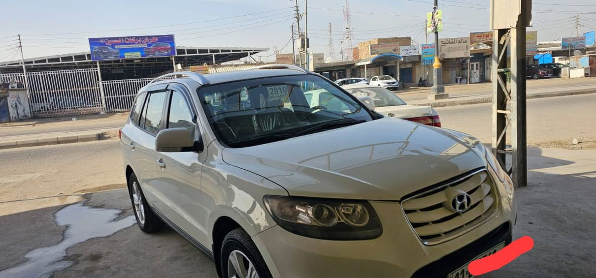 السلام عليكم سنتافيا للبيع موديل ٢٠١٠ الشركة العامة خليجي فتحة تحكم ستيرن كشن كهربائي ٦ سلندر ٧ راكب كفالة ماعدى جاملغ خلفي صبغ  كير مكينة جدد لافتح ولارواجز غرفته جديد ،سياره احلى من الصور رقم بغداد دولي بأسمي مكان السيارة ميسان العمارة سعره  ١٣٥  للأستفسار  ***********
