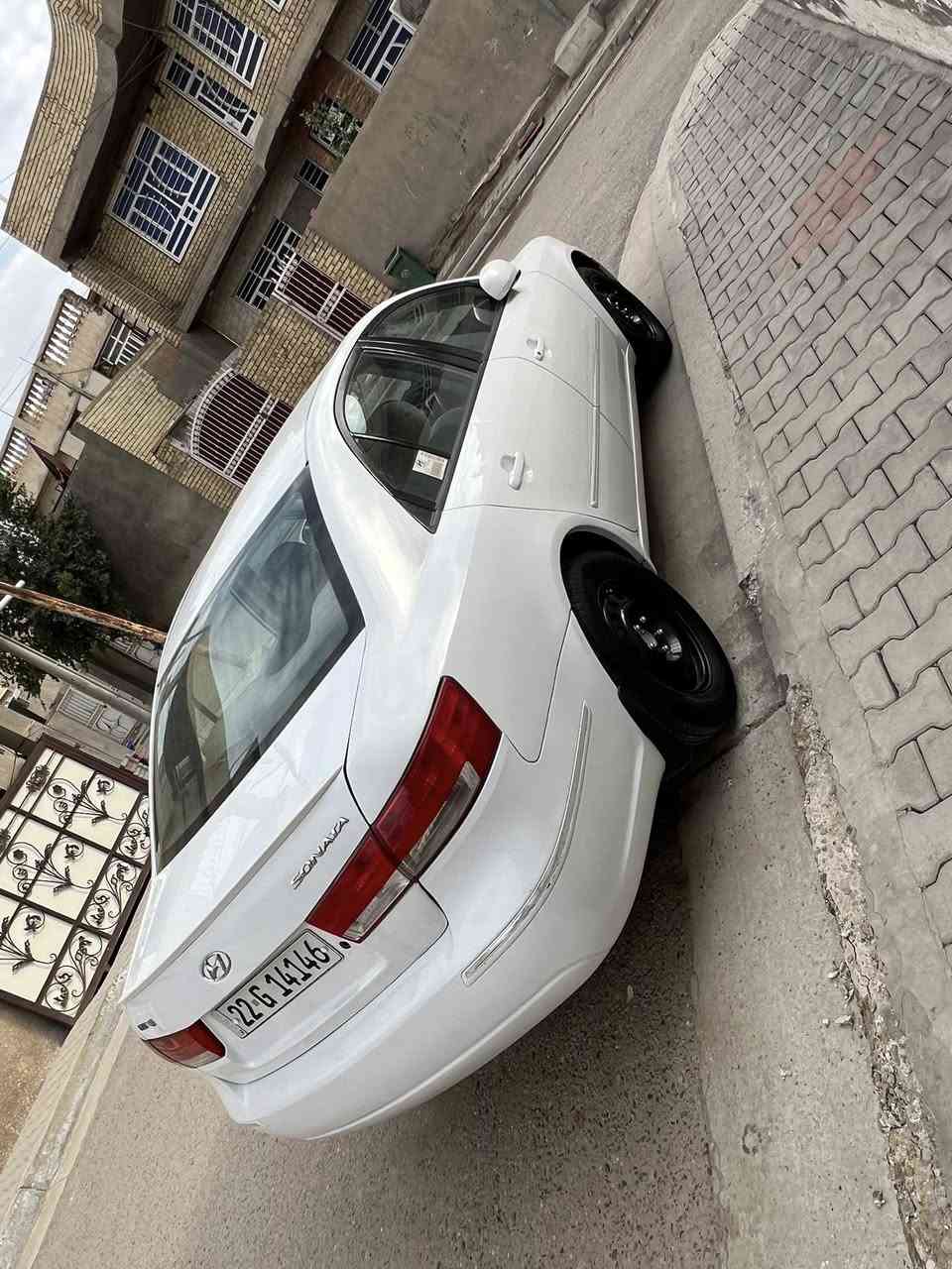 سوناتا البيع ٢٠١٠ رقم اربيل سنويه جديده  تحويل ثاني يوم سياره وارد كوري مكينه خير من الله لا دوانز لا تبخير لا تنقيص قطعه صبغ  وحده جاملغ خلفي فقط ***********
السعر 115 بيها مجال  
ملاحضه سياره بس بانزين مو بانزين وغاز بلادي بانزين
‭. ٠٧٨٧ ٨٤٦ ٢٣٣٣‬
