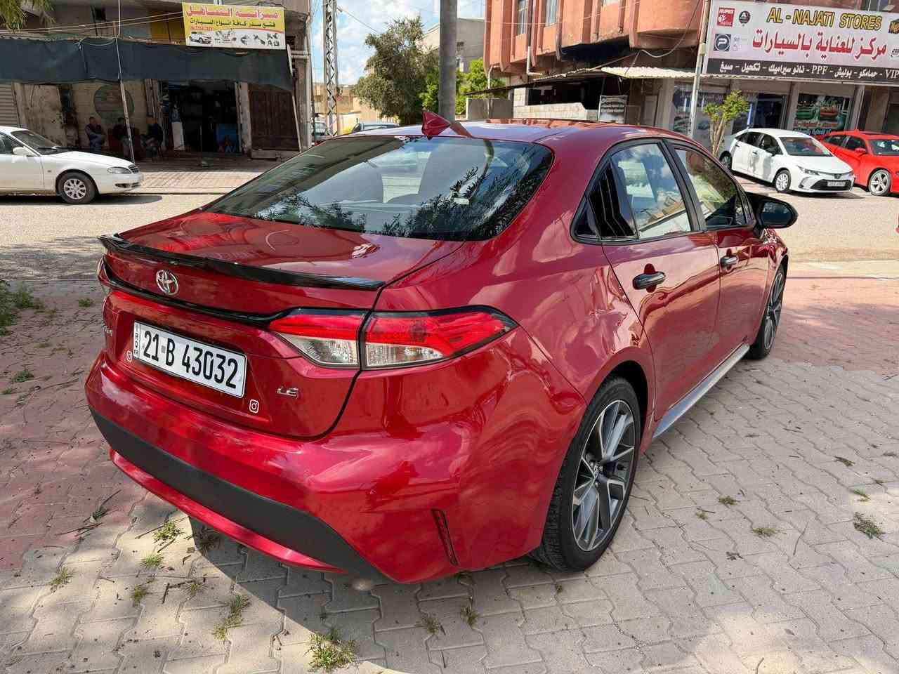 سلام عليكم كورلا 2021 LE سياره ماشيه 80 الف بيها صبغ جاملغ وبونيد وربع باب سكن صبغ بدون شاصي ودواخل وبيها بابين كلير امريكا فقط محرك وكير ممفتوح وبشرط سياره جديده حيل رقم سنويه جديد باسمي بطاقة بانزين بيها بدون اي نقص سعر 129$ رقمي *********** 
مكان كركوك كركوك, العراق
