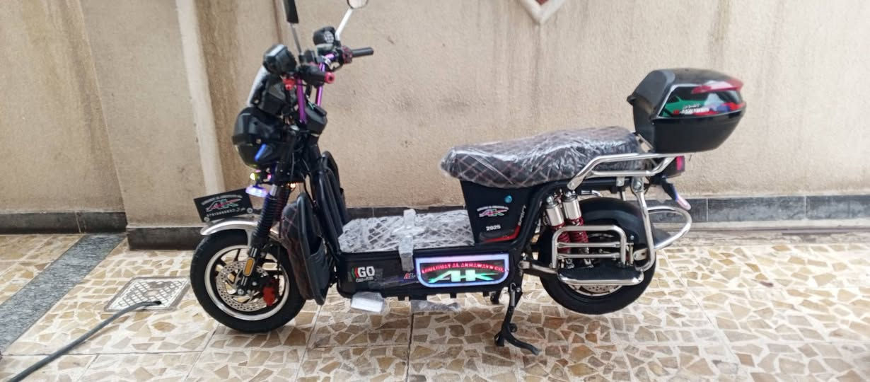 سلام عليكم موطور شحن للبيع موديل 2025بطاريات عل فحص    السعر ب 625وبي مجال     مكان فلوجه  استفسار رقم  الهاتف ***********   ***********
