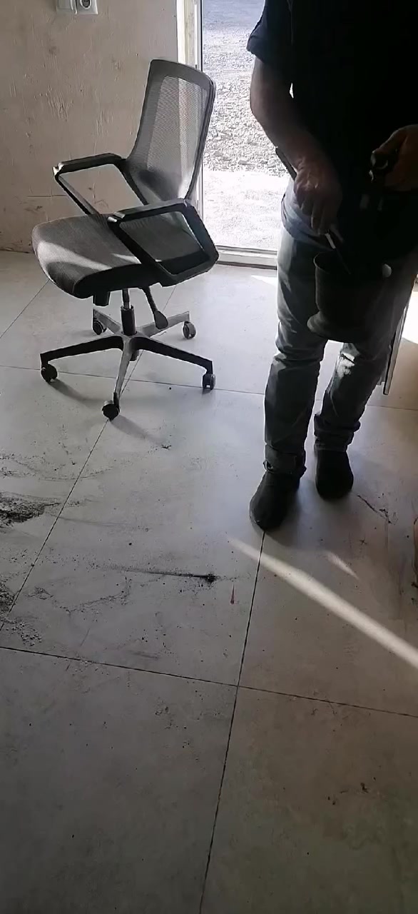 🔥 فحم شیشة مصنوع من فستق إیراني عالی الجودة 🔥  
تستمتع بتجربة شیشة فریدة مع فحمنا المصنوع من الفستق الإیراني!  
✔️ یحترق ببطء ودون انبعاث روائح مزعجة.  
✔️ یوفر طعمًا نقیًا ولا یؤثر على نکیة المعسل.  
✔️ خالی من المواد الکیماویة الضارة.  
✔️ تشغیل سریع وسهل.  

✨ جودة طبیعیة من الفستق الإیراني! ✨  
لطلب المنتج أو الاستفسار، تواصل معنا عبر الرسائل الخاصة أو التعلیقات.

الحد الأدنى لحجم الطلب 25 طنًا 

#فحم_شیشة #فحم_فستق #فحم_طبیعي #جودة_عالیة #إیران


**إذا كنت صاحب هذا الإعلان وتريد حذفه لأي سبب، رجاءا أرسل رسالة إلى الدعم الفني**