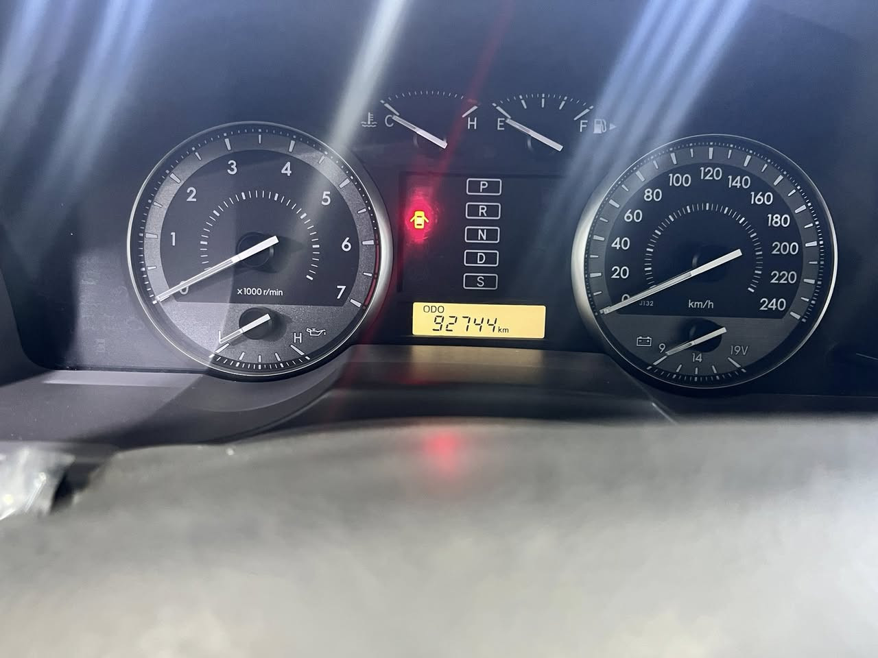 السلام عليكم 
للبيع لاندكروز Gxr محرك 6 سلندر 
ماشيه ٩٢
موديل ٢٠١٨
المواصفات 
1.ايرباك 8
2.كشنات جلد كهرباء
3.داخل بيجي 
4.تشغيل عن بعد 
5.حساسات امامية خلفية
6.لايتات زنون
7.ماوس تحكمات 
8.كرسي ٣ دكم كهرباء
السعر ب ٤٦٥ ورقه 
بغداد كريعات 
***********
***********
