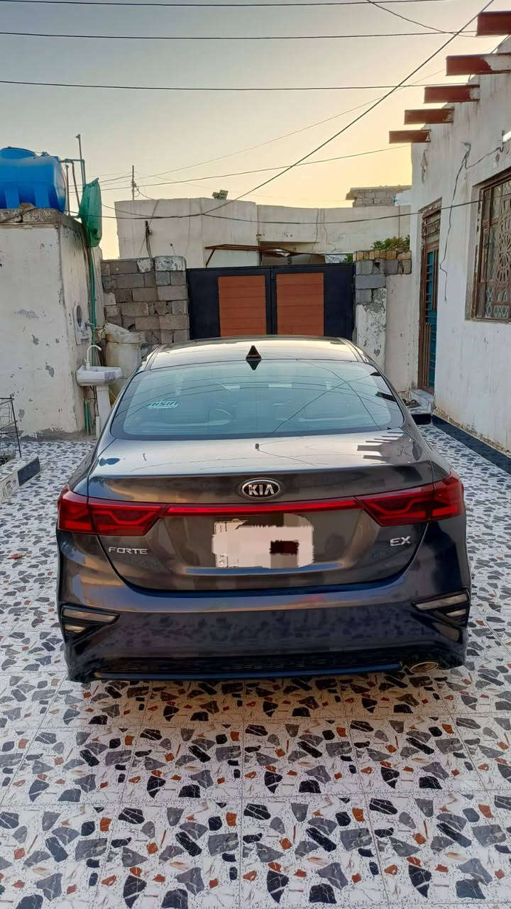 كيا فورتي 2020 وارد امريكي ضرر جاملغ وبنيد تبديل فول مواصفات عدا البصمه رادار امامي وخلفي مثبت سرعة تحديد مسار تحويل ثاني يوم مكينة وكير وتبريد وحدادية كفالة عامة مكاني الناصرية المركز السعر 123وبيها مجال للشراي يدلل ***********
