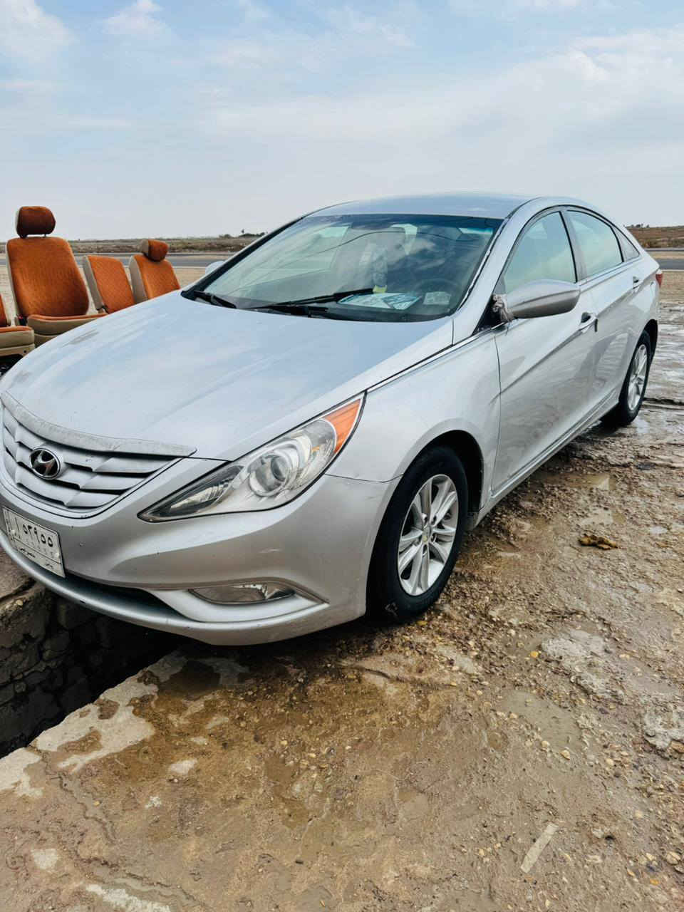 السلام عليكم ...
سوناتا موديل 2012 للبيع ...
السياره جديده وارد امريكي صبغ بنيد وجاملع بدون لي ضربه والسونار موجود وي الصور 
تبريد +تدفئه 
تحكم ستيرن 
غرفه جديده كلش 
حداديه امامي خلفي جاهزه 
تخم تاير قبل شهر شاهده 
رقم بابل وسنويه لل٢٨
مداور ثاني يعني من الاخير السياره جناي وجاهزه من الاخير 
للاستفسار الاتصال ***********
