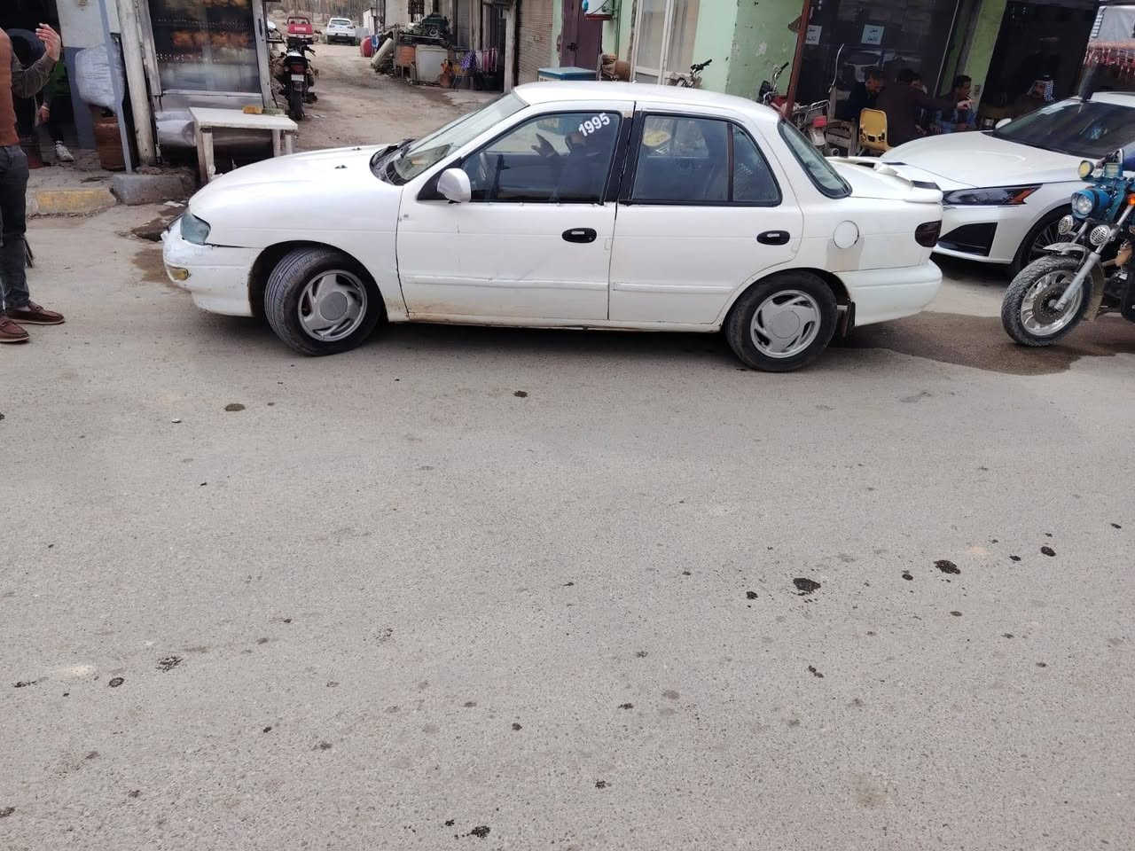 كيا سيفيا موديل 95 رقم ديالى مشروع وطني تحويل مباشر مصبوغه حزام بيها ضربه جامرلغ الخلفي واضحه بصوره تخم تاير سيارة حلوه وناعمه سنوية ساقطه صار شهر كير عادي محرك مفتوح موجوده في مندلي سعرها 32 ورقة تفاصيل أكثر ع الرقم ***********
