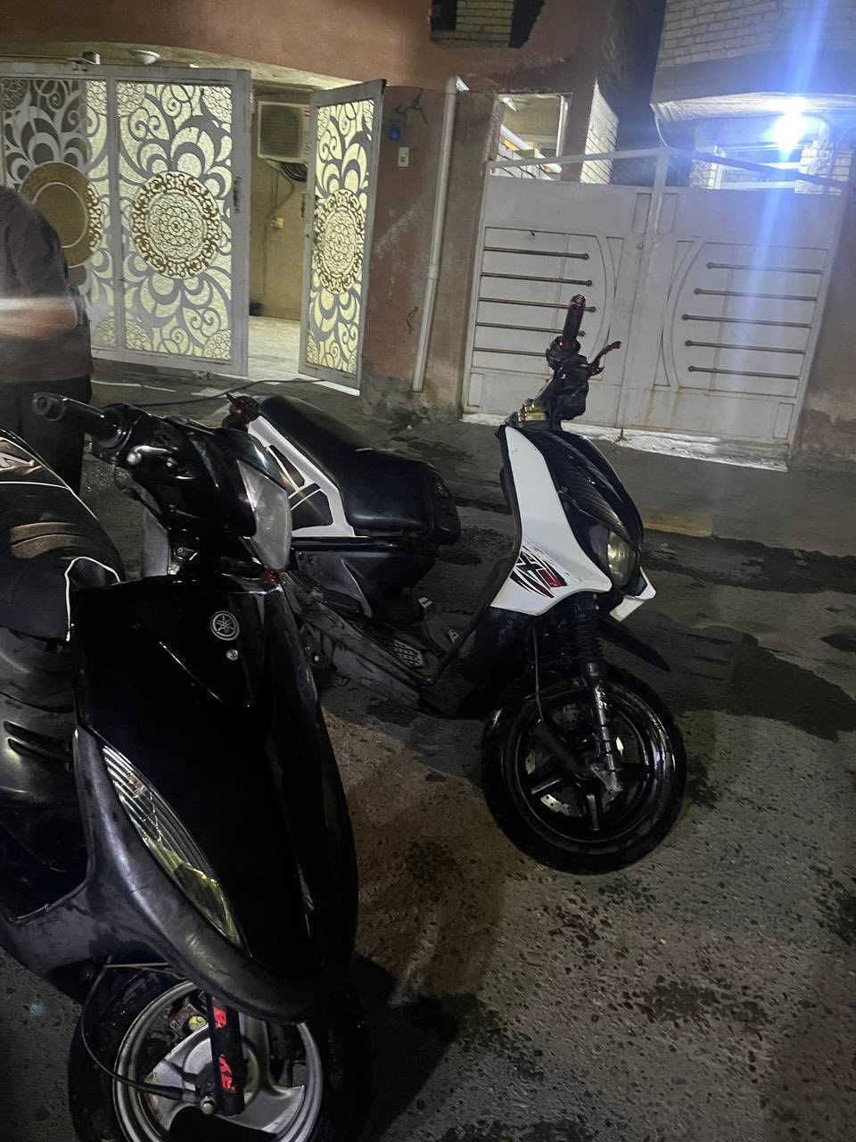 سلام عليكم 
سكنس جبلي مكينه بلادي 
بيها شكم شغله رياضي 
يدات 
صالنصه 
وجه بومه 
قبق فلاوين 
سبايدر مصفح 
دراجه شغاله ومن صبح نكره سلف ملاحضه نوزل دراجه 
دراجه حلوه ومناقصها شي 
مكاني بغداد زعفرانيه

0775 394 3795
