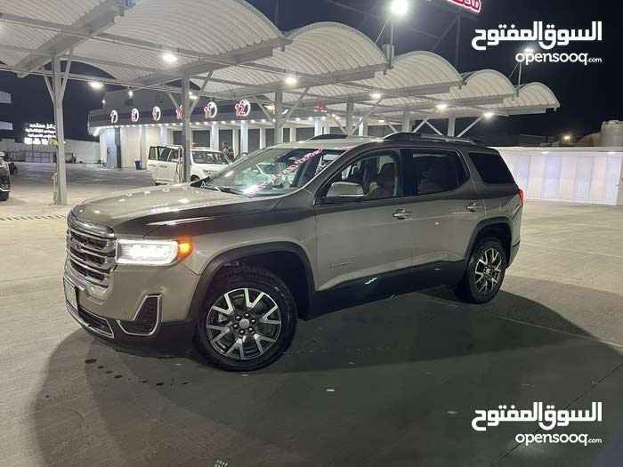 جمسي اكاديا موديل 2022  مواصفات SLE حادثها موضح بالصور  ماشية 119000 قابلة للزيادة السيارة موجودة في البصرة خورالزبير السعر 230 ورقة وبيها مجال 
للاستفسار 
*********** الزبير, البصرة
