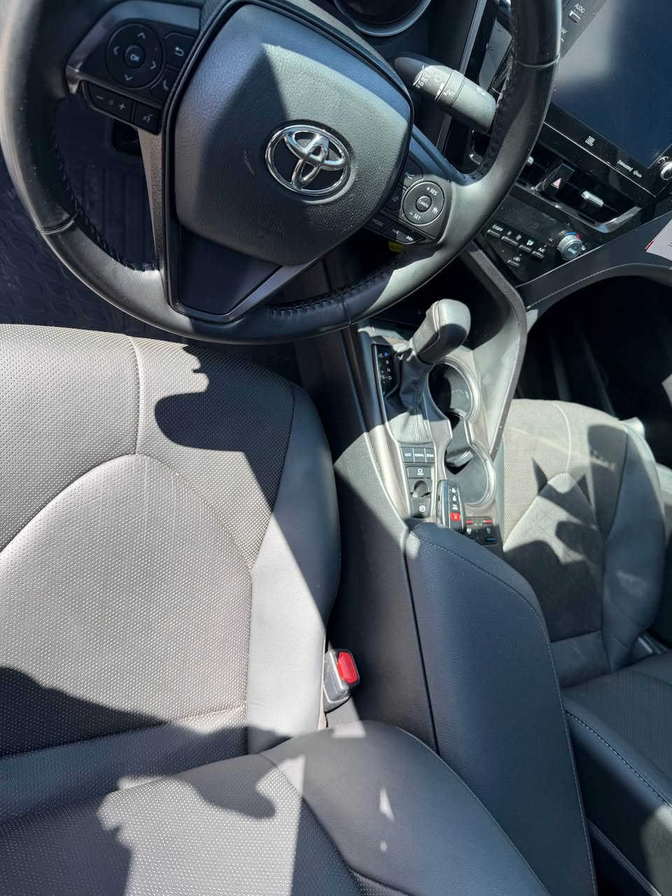 كامري XSE سته سلندر جاملغ خلفي صبغ سياره فول واحد على واحد خمس كامرات دادشو حساس ***********/*********** أربيل, العراق
