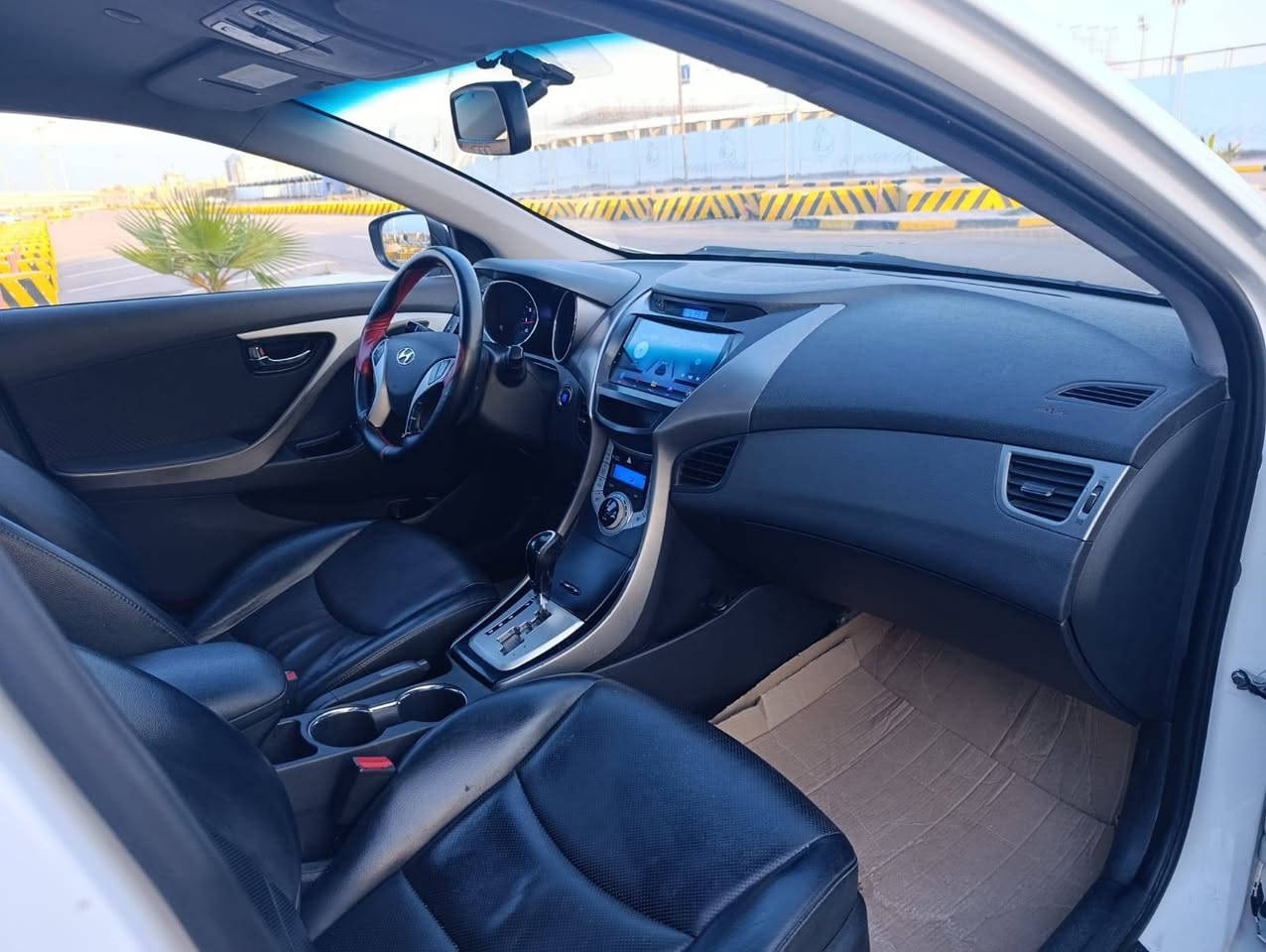 النترا أدوات 2014 مكينه كير كفاله تبريد ثلج تدفاىه بالكشن بصمة ابواب وبصمة تشغيل تخم تاير حدادة طوبه باتر جديد حساسات خلفيه شاشة السعر 51 مكاني العمارة ***********
