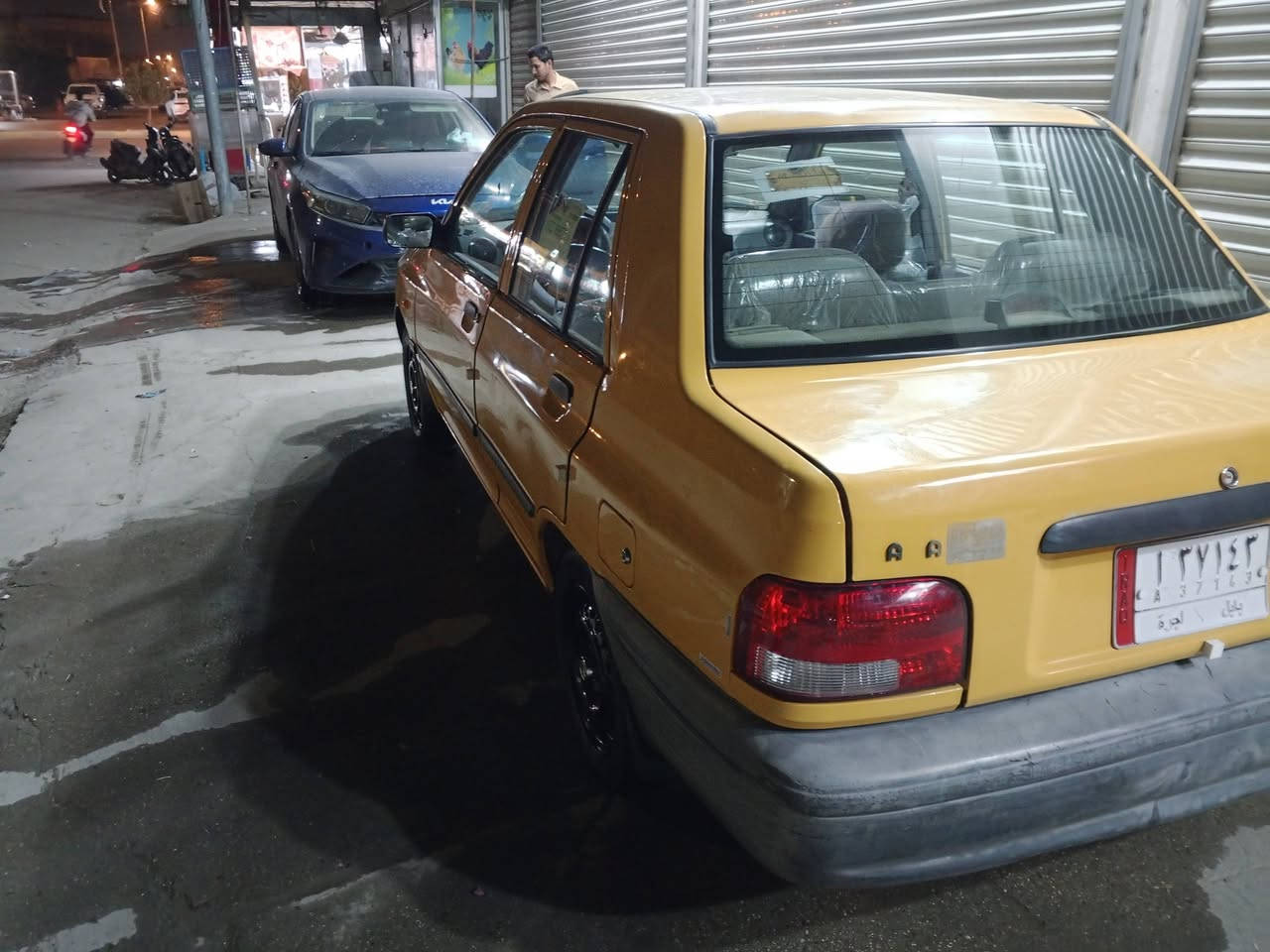 سلام عليكم سايبه مديل 2015 سياره كير مكينه تخم تاير جدد كهربائيات كله شغاله مصفر هيئه غرامات شواصيه جدد بيه خشم جاملغ شبر صبغ السعر 38 بيه مجال  سياره جاهزه على اخر حبايه  الرقم ***********
