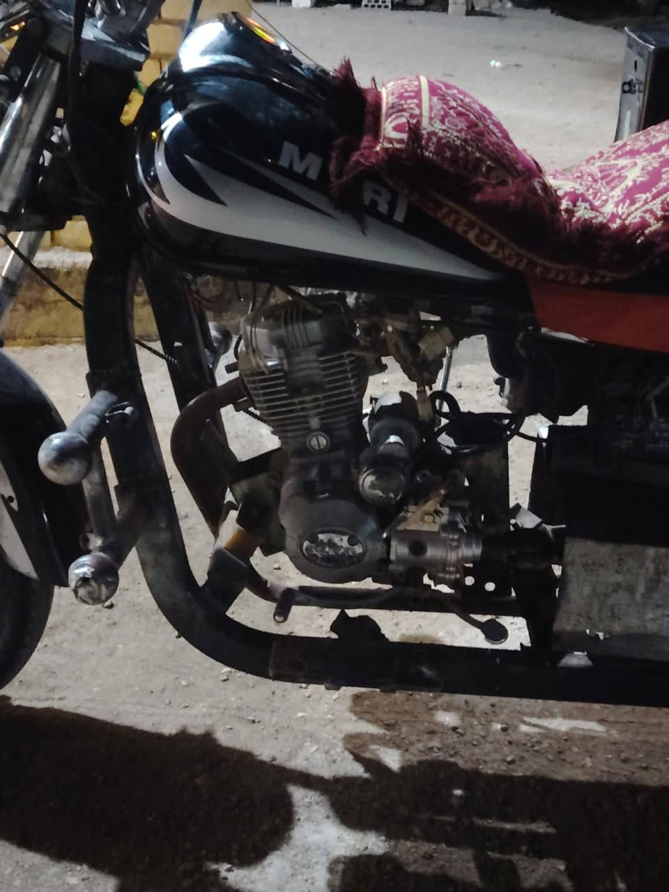 سلام عليكم ستوته ال البيع موديل 16
بيه ولفات على عطله ستوته جدامك
هاذه رقمي ***********
