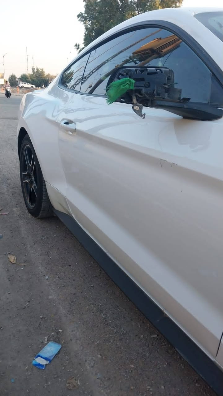 موستنك مديل ٢٣   تيربو  ٤سرندر حادثهه
جاملغ وبنيد وباب وجاملغ خلفي يعني ٤ قطع صبغ بيهه 
صار     بسمي  داخله  تترقم اي محافظه 
مكاني كوت سعر ١٢٥ بدون رقم عادي مراوس
*********** دهل اوران, واسط
