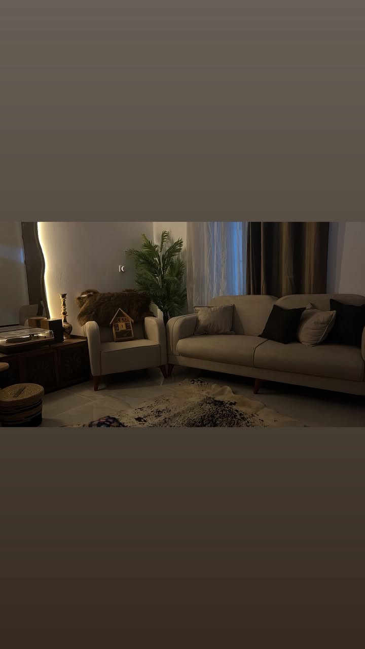 تخم قنفات جديد ١٠ مقاعد ٣ قنفات كبار و ٢ كراسي


**إذا كنت صاحب هذا الإعلان وتريد حذفه لأي سبب، رجاءا أرسل رسالة إلى الدعم الفني**