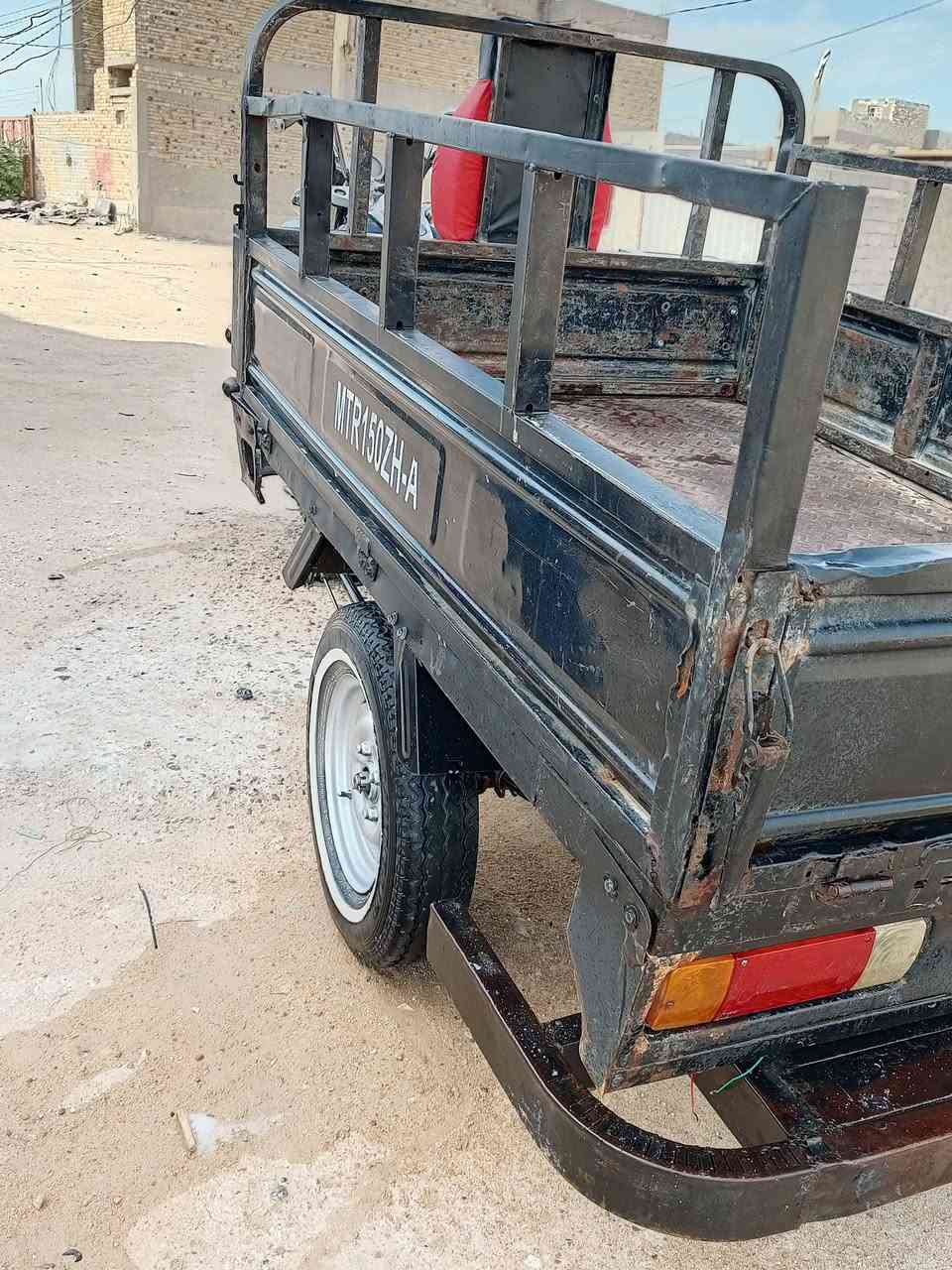 سلام عليكم ستوته للبيع امتيار موديل 2014 ستوته حلوه مكاني نجف متواجد على الفيس ***********
