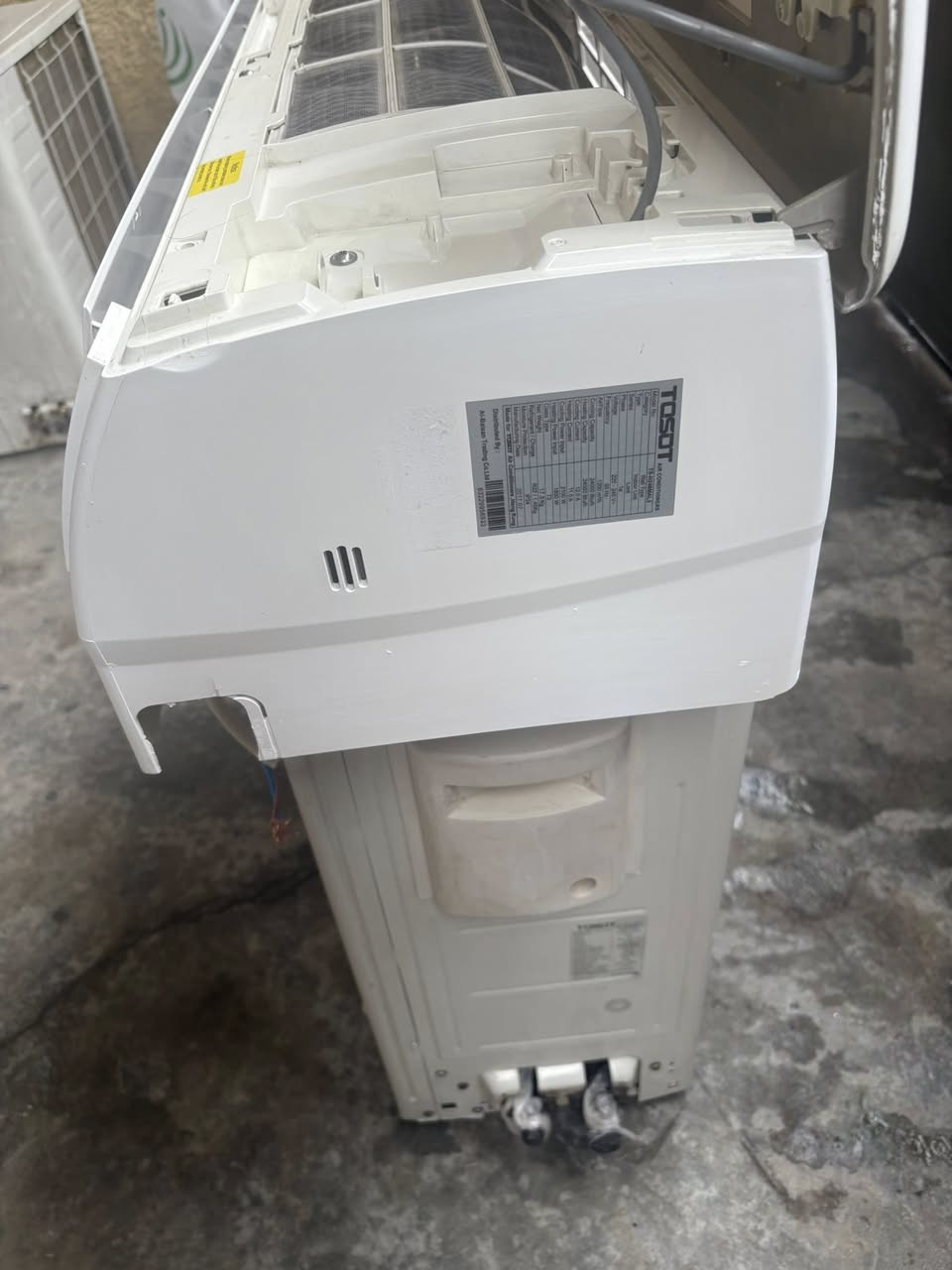 سلام عليكم
سبلت توسوت 2 طن حاربارد
غازه مقفل R-22 
كامل بدون نقص
ظمان 20 يوم شرط على الشغل
السعر  ٤٢٥  الف
***********  بغداد حي الجامعه
