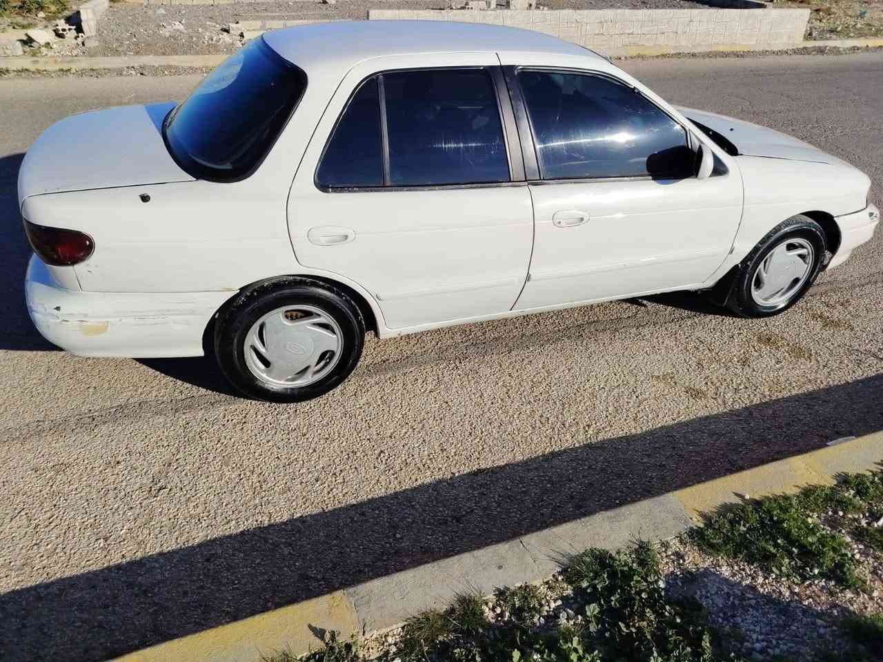 بسم الله الرحمن الرحيم
كيا سيفيا 1995 ماتور 1500 فحص قير اتوماتيك افرهول جديد كوشوك نظيف جنط الاصلي مكيف شغال حامي بارد بطارية جديدة دهان نظيف ميكانيك وكهرباء ممتاز مشية ناعمة مرخصة لشهر 6/2026 تبارك الله فحص 2 جيد 
السعر 1300 قابل للتفاوض 
0780697979


**إذا كنت صاحب هذا الإعلان وتريد حذفه لأي سبب، رجاءا أرسل رسالة إلى الدعم الفني**