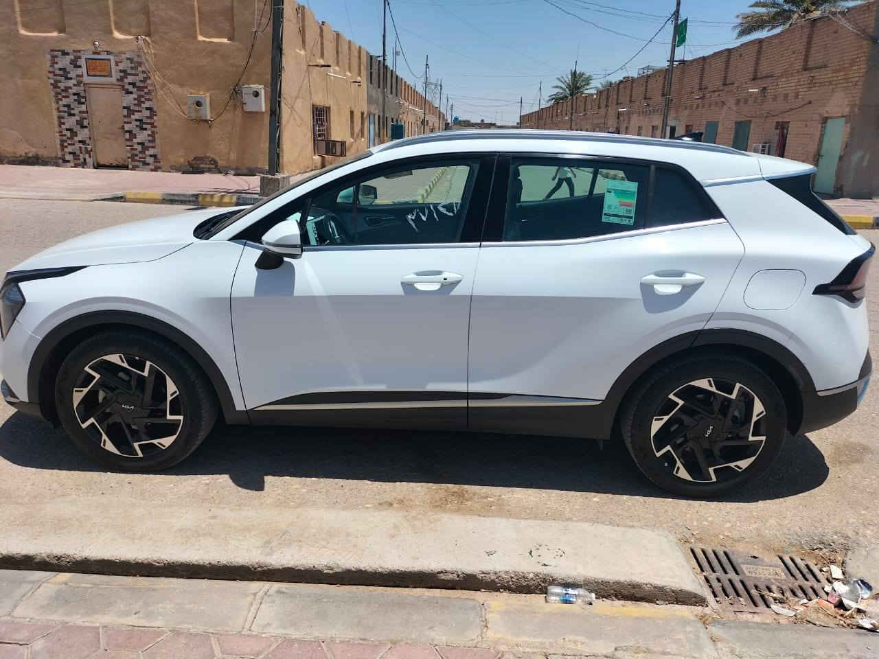 سياره للبيع كيه سبورتج موديل ٢٤ كفاله عامه ماشيه ٥٣
السعر ٢١٠ بيه مجال بسيط التواصل مع الرقم ***********
