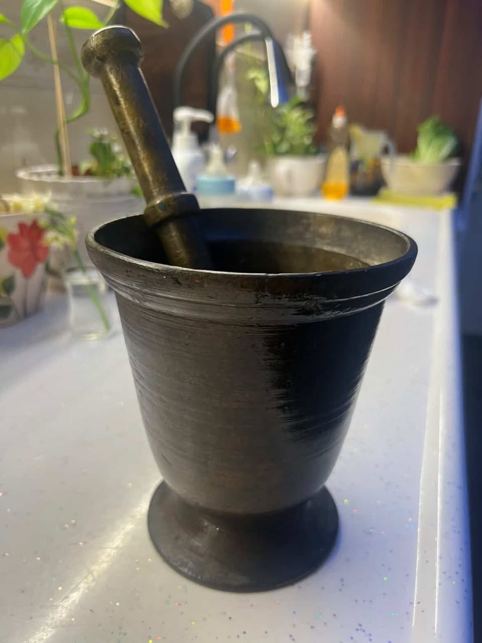 هاون نحاس اصلي قديم اثري وزنه 5.5 للبيع


**إذا كنت صاحب هذا الإعلان وتريد حذفه لأي سبب، رجاءا أرسل رسالة إلى الدعم الفني**