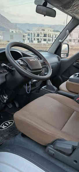 كيا 4000  موديل 2025 ماشي 5 ألف رقم دهوك بسمي شرت تحويل سعر  215.      ***********//***********
