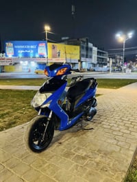 دراجه سكنس لد دراجه صاله شهرين نازله من رنبه جملغ موجود شلعه ومعدل مكي...