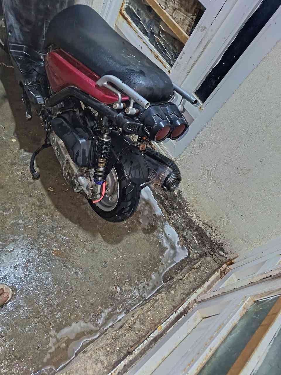 السلام عليكم سكنس جبلي للبيع او مراوس دراجه فقط مبدله ولفات باقي كفاله السعر 900 بيه مجال قليل شعندك مراوس نزل بلتعاليق لاستفسار لاتصال ***********
