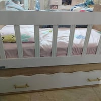 جرباية طفل • مستخدمة ٣ أشهر • قابل للتفاوض