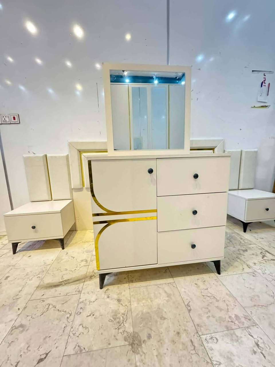 غرفه تركي كولش نضيفه 440شراي تفضل خاص


**إذا كنت صاحب هذا الإعلان وتريد حذفه لأي سبب، رجاءا أرسل رسالة إلى الدعم الفني**