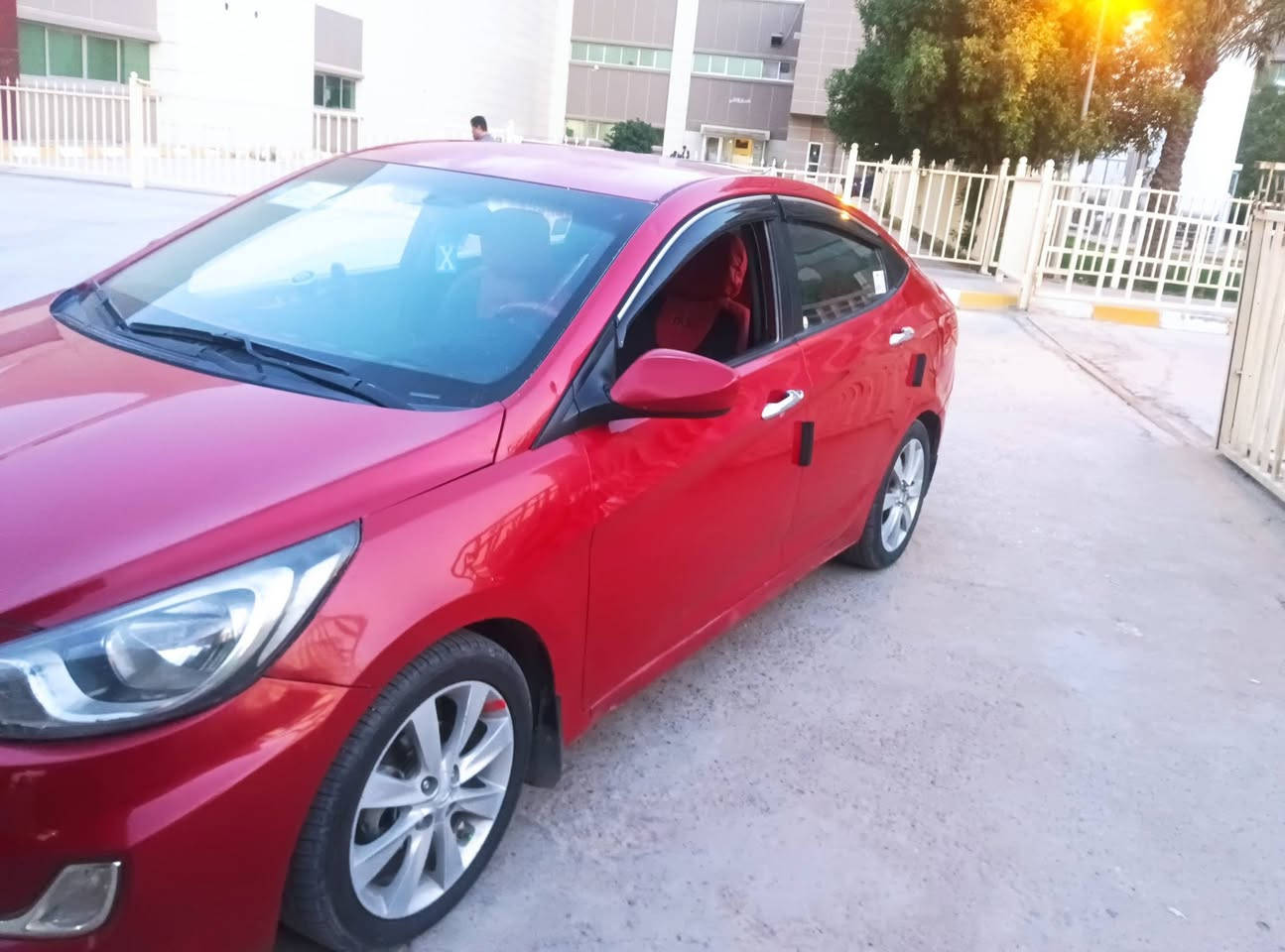 اكسنت موديل 12امريكي جاهزه كير محرك تبريد حداده تايرات جدد ماشيه ١٤٣ محرك ١٦٠٠ حادث بنيد فقط وصبغ جاملغ امامي سعر77  مكان حله اتصال هاتفي *********** مراوس حسب القناعه مو سياره صفره

