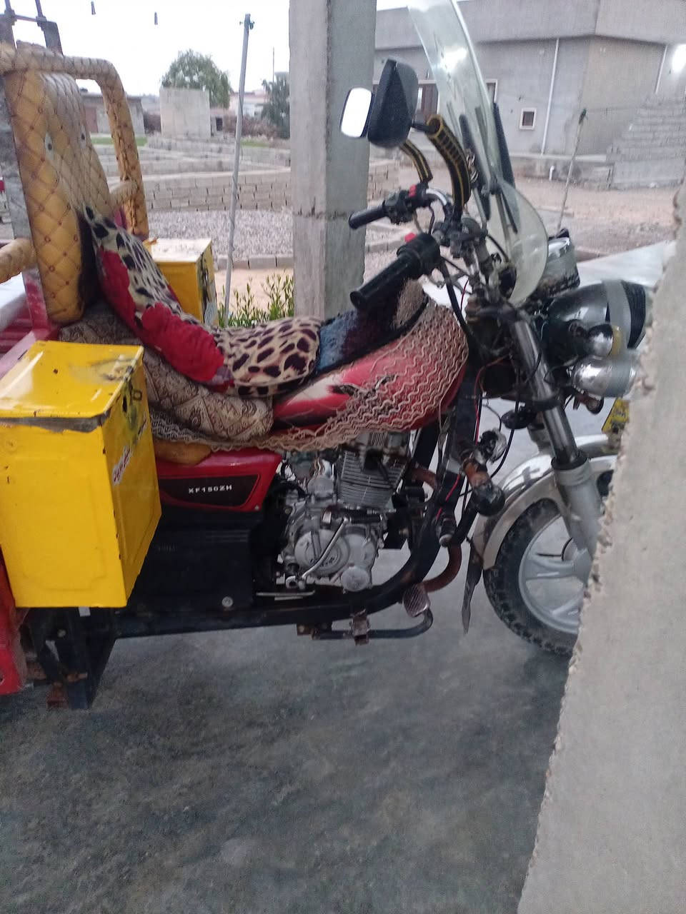 السلام عليكم ستوته للبيع موديل 15فحل وسط اوراق كامله السعرمليون و100وبيه مجال محرك ركبه شاصي  كهرباءيات شرط للاستفسار الاتصال ***********
