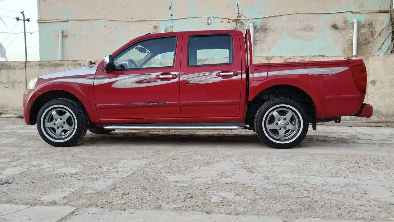 السلام عليكم سياره كريت ويل موديل 2013 قادسية بأسمي شرط التحويل مكفوله كفالة عامة كير ومكينه وحدادية وتدفئه وتبريد شرط الفحص السياره مامتعوبه بلادية ماشيه160 الف السعر والتفاصيل الاتصال على الرقم ***********
