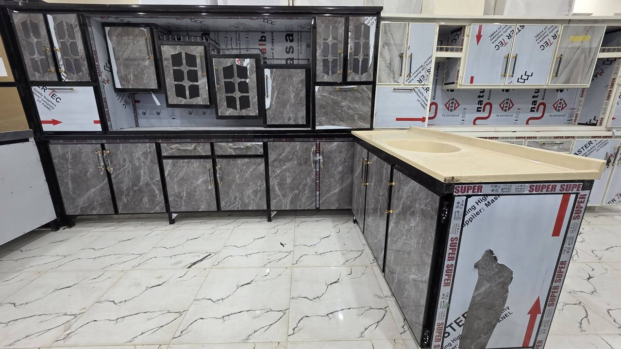 كاونتر ثلاث أمتار 
اخر قطعة متوفر الان 
في مجمع الربيع للأثاث المنزلي". 
وبسعر مناسب


**إذا كنت صاحب هذا الإعلان وتريد حذفه لأي سبب، رجاءا أرسل رسالة إلى الدعم الفني**