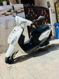 ماكس • حديث • اوراق كاملة