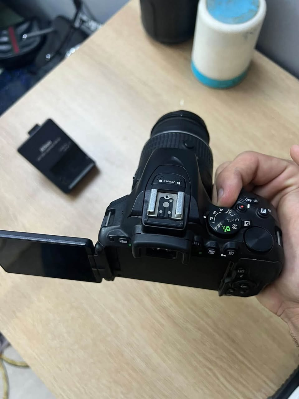 للبيع 5500D


**إذا كنت صاحب هذا الإعلان وتريد حذفه لأي سبب، رجاءا أرسل رسالة إلى الدعم الفني**
