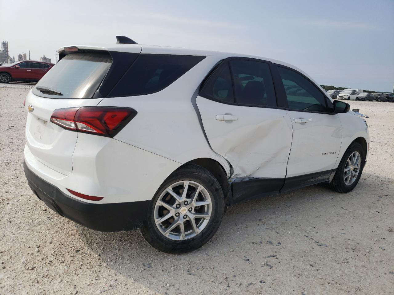 كوينكس 2023 رقم بغداد 
ضربه موضحه بالصور تبديل باب فقط 
ايرباك برده فقط 
مكان السياره الناصريه *********** ناصرية, ذي قار
