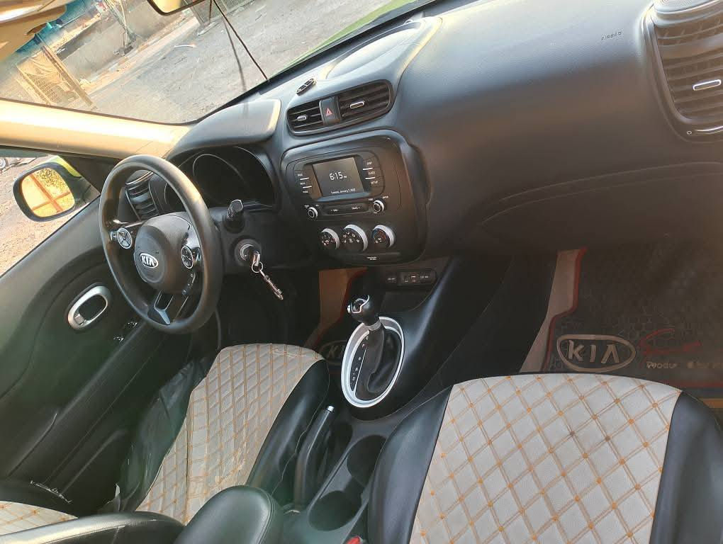 السلام عليكم سياره سول للبيع موديل ١٩ رقم ميسان باسمي للبيع ***********
