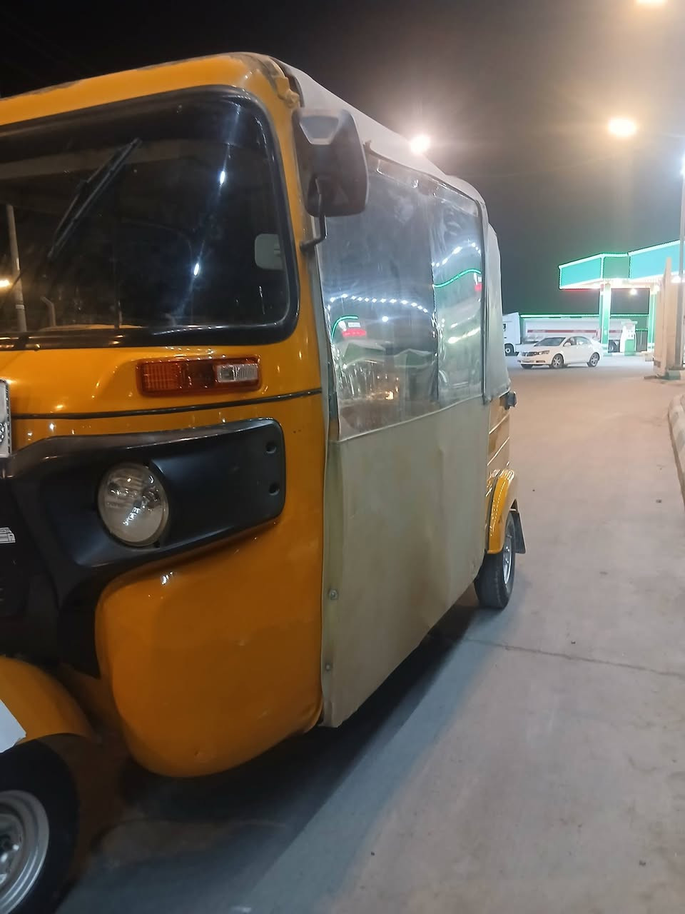 ياالله تكتك 20للبيع رقم وسنويه
كشره كفاله عام محرك مفتوح
العنوان العماره حي الشرطه
الاتصال***********
