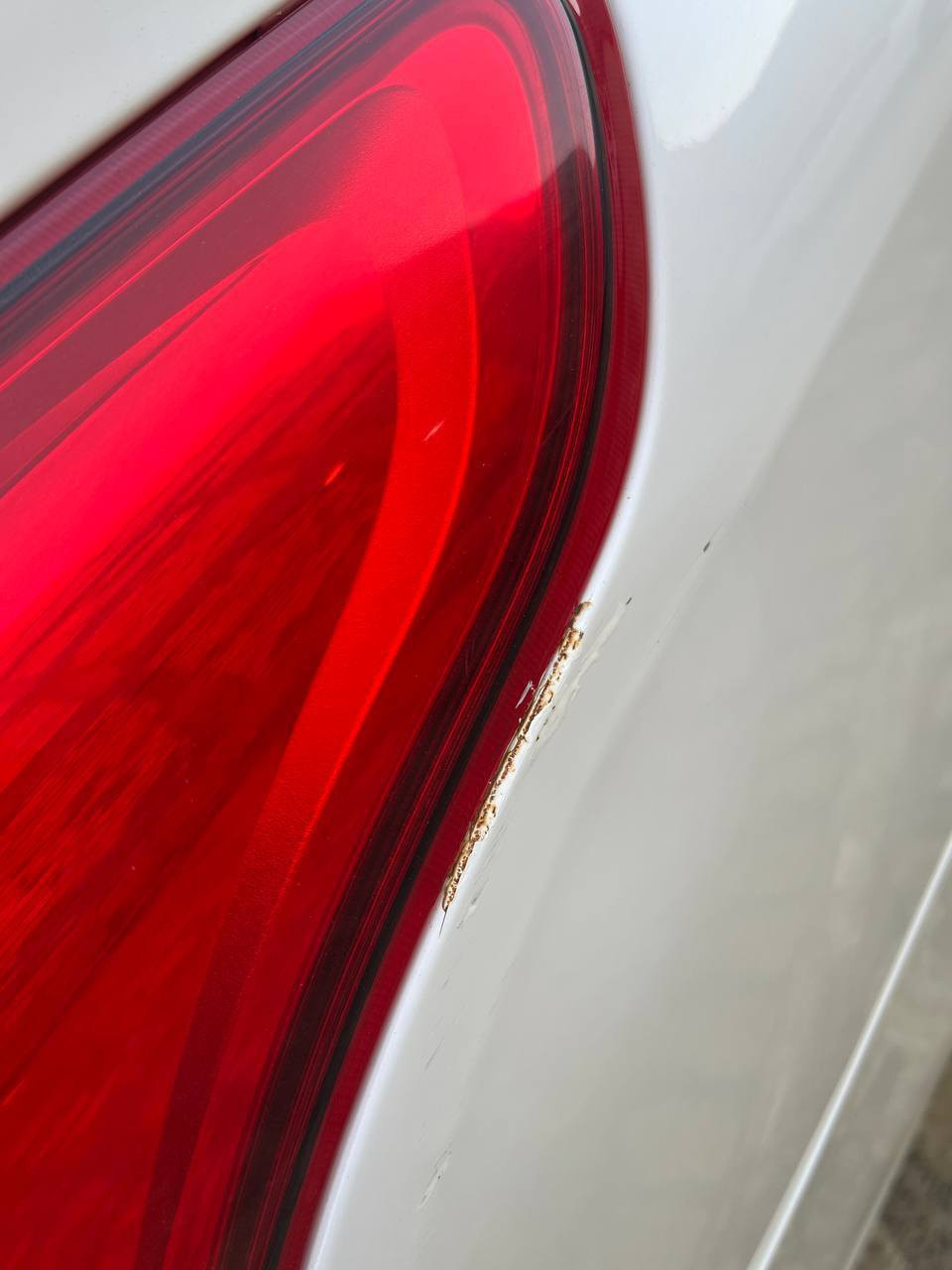 السلام عليكم نيسان 2022 وارد هندي 

كفاله كير ومحرك 

حداداه وتبريد وتخم تايرات كله كفاله 

كفاله عامه 

ماشيه 100 حقيقي 

سياره على وضع شركه 

جاهزه من كل نواحي تراي لبغداد 

سيارتي على كد بيت ما متعوبه 

السعر 117 وبيها مجال بسيط

الرقم *********** البصرة, العراق
