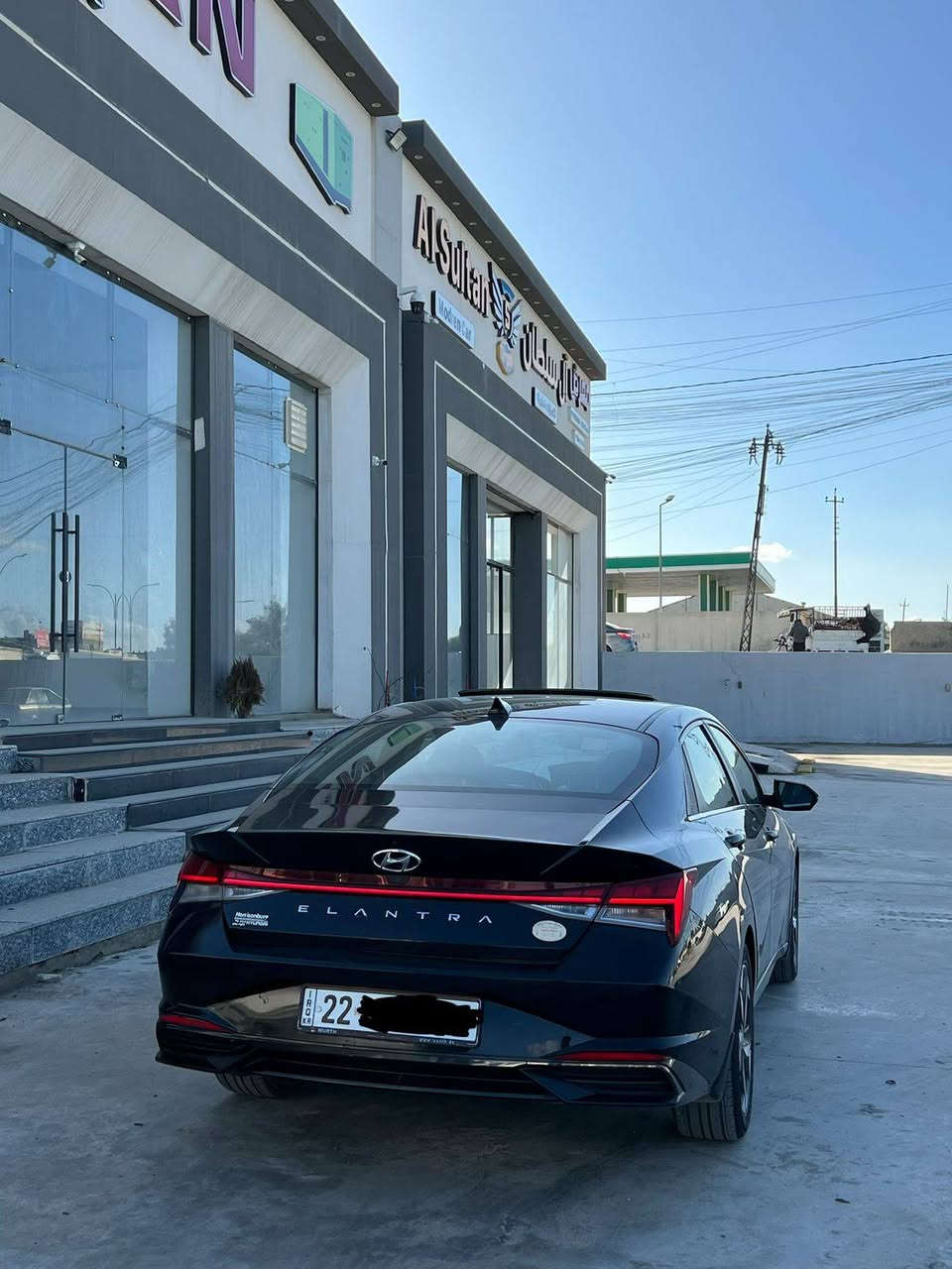 🛑 النترا 2022 امريكي  اسود ملكي
السعر 148 
🛑فول موصفات
🛑بصمة تشغيل ابواب وصندوك بصمة .
🛑فتحة سقف ( سلايد روف ).
🛑محرك 2000 بدون دوانز
🛑كاميره خلفية دوارة.
🛑رادارات 360 درجة ( امامي جانبي خلفي) .
🛑مانع التصادم الامامي والخلفي.
🛑تحكمات ستيرن 4 جهات فول.
🛑دشبول دجتل 
🛑ثلاث وضعيات قيادة (ايكو-سبورت-سمارت).
🛑مثبت سرعة ذكي ( التحذير عند مغادرة المسار ).
‏🛑Auto Hold التوقف لفترات قصيرة.
🛑هند بريك بصمه
🛑ويل كب 17.طخم تاير جديد
🛑نظام الصوت  سبورت Bose عدد السماعات 8.
🛑تشغيل عن بعُد.
🛑دشبول دجتل حجم كبير متصل.
🛑اضواء ترحيب عند الاقتراب.
🛑لايت زينون  بك لايت ليد متصل وسكنات لد.
🛑نقطة عمياء.
🛑تدفئة بالكشنات 
🛑كير اوتماتيك وعادي.
🛑كامرة امامية تحديد مسار وقيادة الية 
🛑السياقة على خطوط الشارع 
🛑مانع انزلاق نظام التركشن.
🛑تبريد شاشة دبل فريز  منفصل ثلج.
🛑فتح الصندوق الذكي عند الاقتراب.
🛑شاشة دجتل ودشبول دجتل لمس.
🛑مثبت سرعة ذكي ( التحذير عند مغادرة المسار ).
🛑كشن كهرباء.
🛑عداد المشي 69 ميل
🛑اشاير بلمراية.
🛑رقم اوربي سنوية لل28
🛑السيارة جديدة وجاهزة بدون أي مصرف.
🛑الضرر من امريكا موضح بالصور فقط دعامه بدون دواخل 
🛑بالعراق نصف جاملغ الخلفي صبغ بدون دواخل 
🛑بيها اثر حالوب مال موصل فقط بالسقف مايبين الا بالسونر
🛑فحم كزوز اصلي.
🛑مكان السيارة/ الموصل 
🛑الشراي يتصل على الرقم:-(بيع-مراوس)
***********
