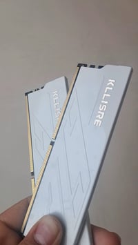 رامات ddr4 للبيع  Cl22 3200MHz  واتس اب  0770 062 3726