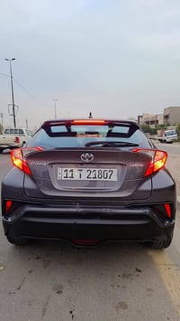 سياره سي اج ار للبيع موديل ٢٠١٨ السياره حلوه وجديده ومابيهه غير الباب ...