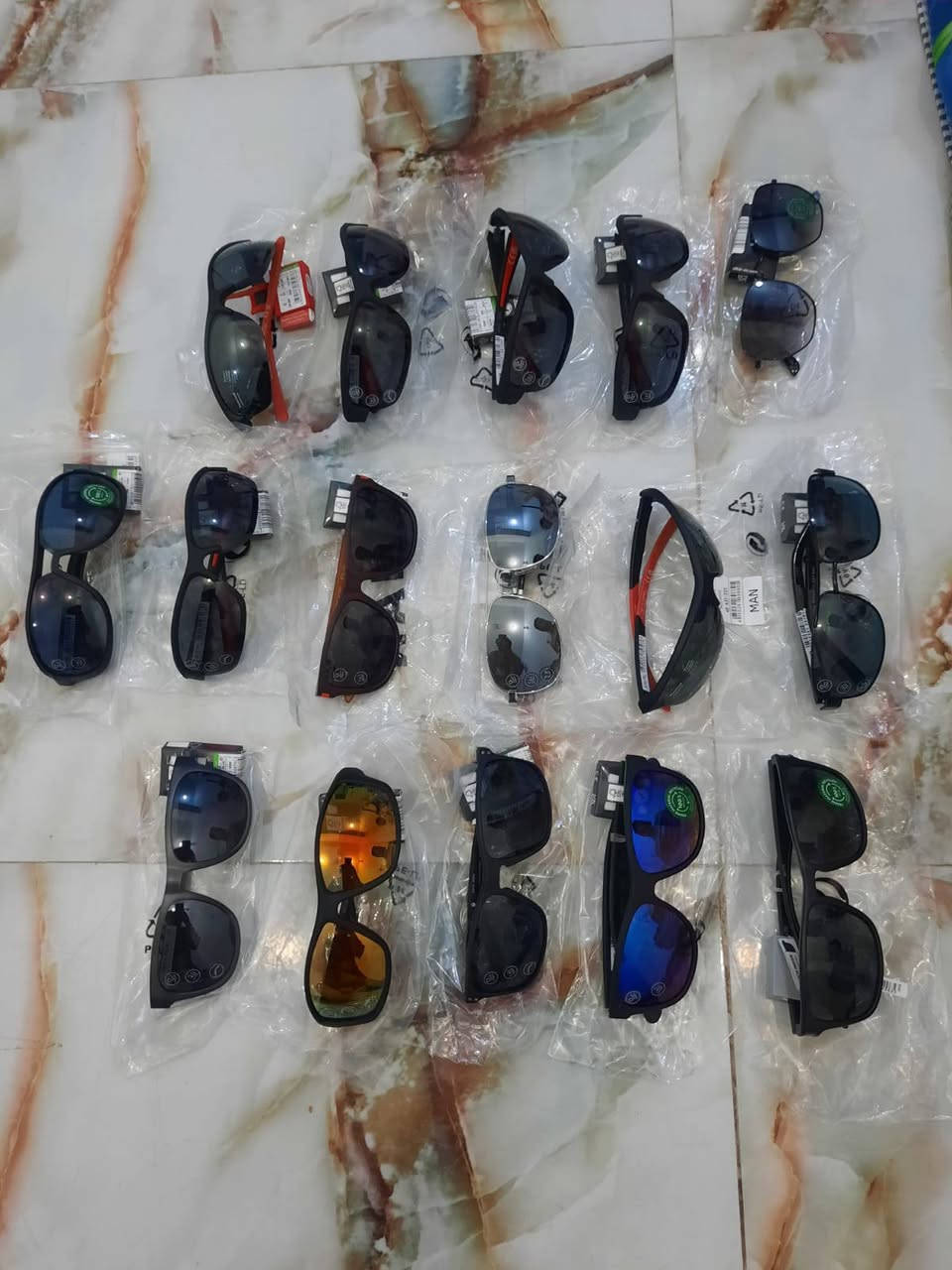 كميه قليله نضارات ماركه شرط
سعر القطعه 5 الاف فقط توصيل مجاني سماوه
للحجز خاص


**إذا كنت صاحب هذا الإعلان وتريد حذفه لأي سبب، رجاءا أرسل رسالة إلى الدعم الفني**