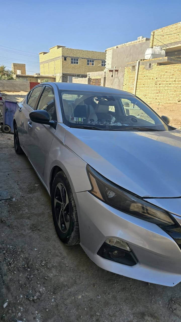 #نيسان التيما ٢٠٢٠ مواصفات SR ضرر قطعتين چاملغ ربنيد محرك ٢ ونص ٤ بستم رقم قادسيه معوقين المعوق ولد شاب للبيع او مراوس جارجر حسب القناعه
السعر ١٥٠ وبيه مجال لطيبين للتواصل ***********
