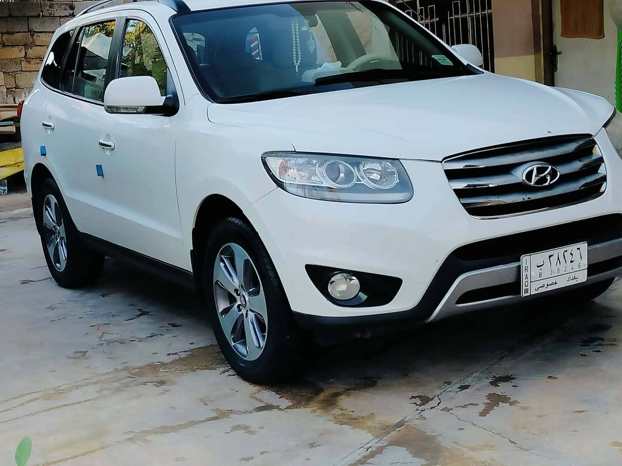 السلام عليكم
Hyundai Santa fe
سنتافي 2012  خليجي
6 سلندر محرك 3.5
فوول مواصفات 
قطعه وحده صبغ جامرلغ الصفحه اليمنى شرط بدون ضربه ولا معجون
السعر 165$ وبيها مجال
ديالى_ بعقوبة
للاستفسار (*********** )
