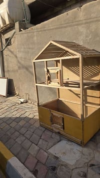 مكيف 2 طن نظيف قفص طيور الارتفاع متر و 80 والعرض متر وربع  07734030610