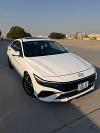 للبيع النترا هايبرد 2024 حادث خلفي بسيط موضح بالصوره07803978363
