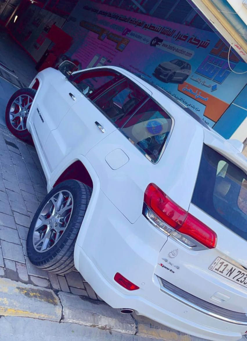 بسعر مناسب ومستعجل عالبيع 🚘 

Jeep Grand Cherokee Overland 2020

* خليجي فول مواصفات للاخير
* وكالة، مكفولة من الصبغ والتبديل
* الممشى: 65 ألف ميل
* السيارة جديدة وما بيها أي نقص
* معمول إلها PPF حماية كاملة للسيارة مع ضمان 10 سنوات
* بانوراما
* دبل / فور ويل
* داخلية قرميدي
* حساسات أمامية وخلفية
* مقاعد جلد مع تبريد وتدفئة
* ستيرن كهربائي مع شفتات ستيرن
* ماوس تحكم بالأنظمة ووضعيّات القيادة المتعددة
* لوحات جديدة
* الكير والمحرك والصدر والكهربائيات كلهن كفالة
* رقم بغداد، تحويل مباشر

📍 العنوان: بغداد
💰 السعر: 307 

📞 *********** مصطفى بغداد, العراق
