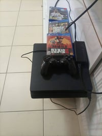 بلي 4 • بلاي ستيشن 4 سلم • بلي فور مستعمل • PlayStation 4 Slim • ريد د...