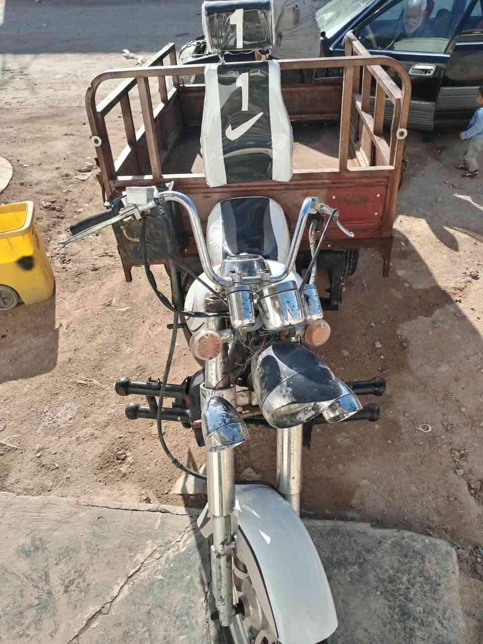 سلام عليكم ستوته مديل 2009 رقم اسود محرك كير بكس اكسن كله جدد باتري جديد تايرات جوبلس ابو الخطه بدي ستوني مسكمه تسكام حصيره مليمين السعر 1150 وبيهه مجال ***********
