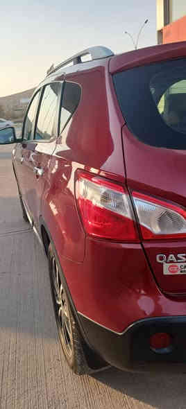 سلاو نیسان قاشقایی 2012 گێر مه کینە بە شە رتە ڕەقە موو سە نە ویی نوێە تا 2027 سە یارە کە فول فولە ده بل اکسلە پانوڕامایە لە سەر دەقی شە ریکە ماوەتە سە یارە کە 3پارجەیی بویاخە بە لام پارەجە کانیواو نیوە واتا کامل نیە بێ داخلی بێ ژورێێ دە عموو لێدارویی نیە دینارە ک مە سرە فی نی تە حویل بە شە رت نرخی (117)وو کە مێک معامه لە ژ؟م *********** شقلاوة
