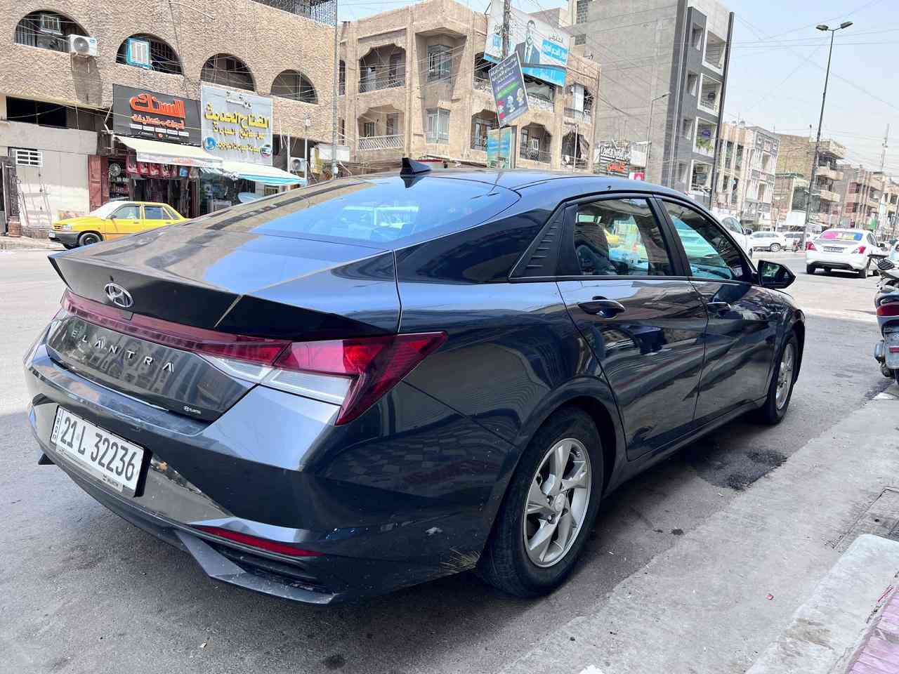 21 امريكي بنيد فقط بدون ايرباك  سياره جديده  بسعر مناسب جدا 142  وبيها مجال حگ الجيه  وخادم .رجاء اخوتي الاعزاء السعر او السياره المتعجبه ليعلق تعليق ميليق ابمقامه وشكرا   صاحب السياره ***********
